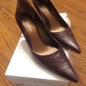Brown pumps